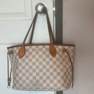 Louis Vuitton Damier Azur Neverfull PM